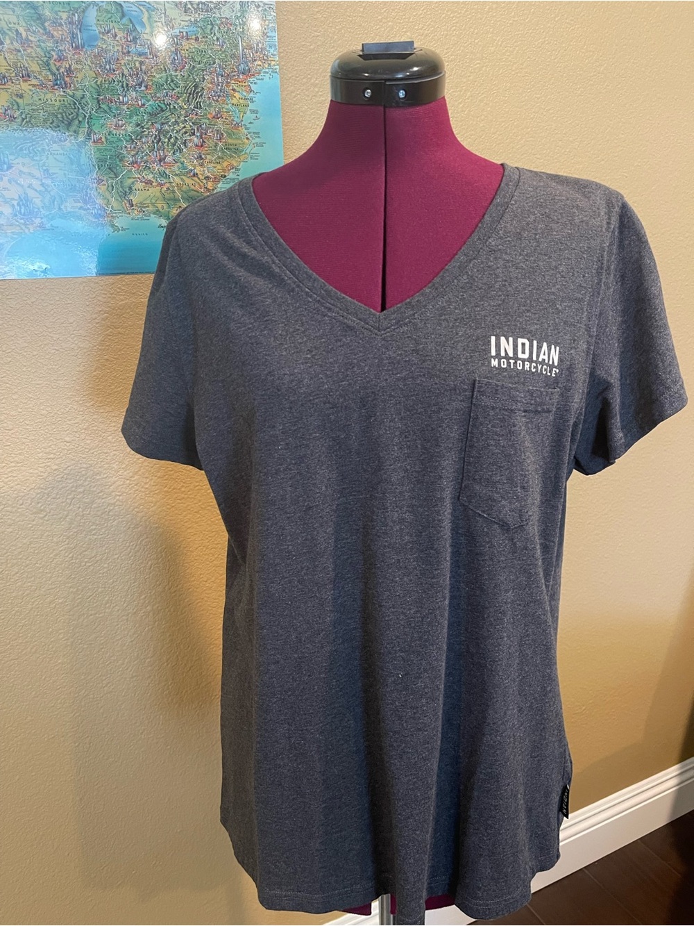 Indian Motorcycle Woman’s Dark Gray T-Shirt XL Classic Fit